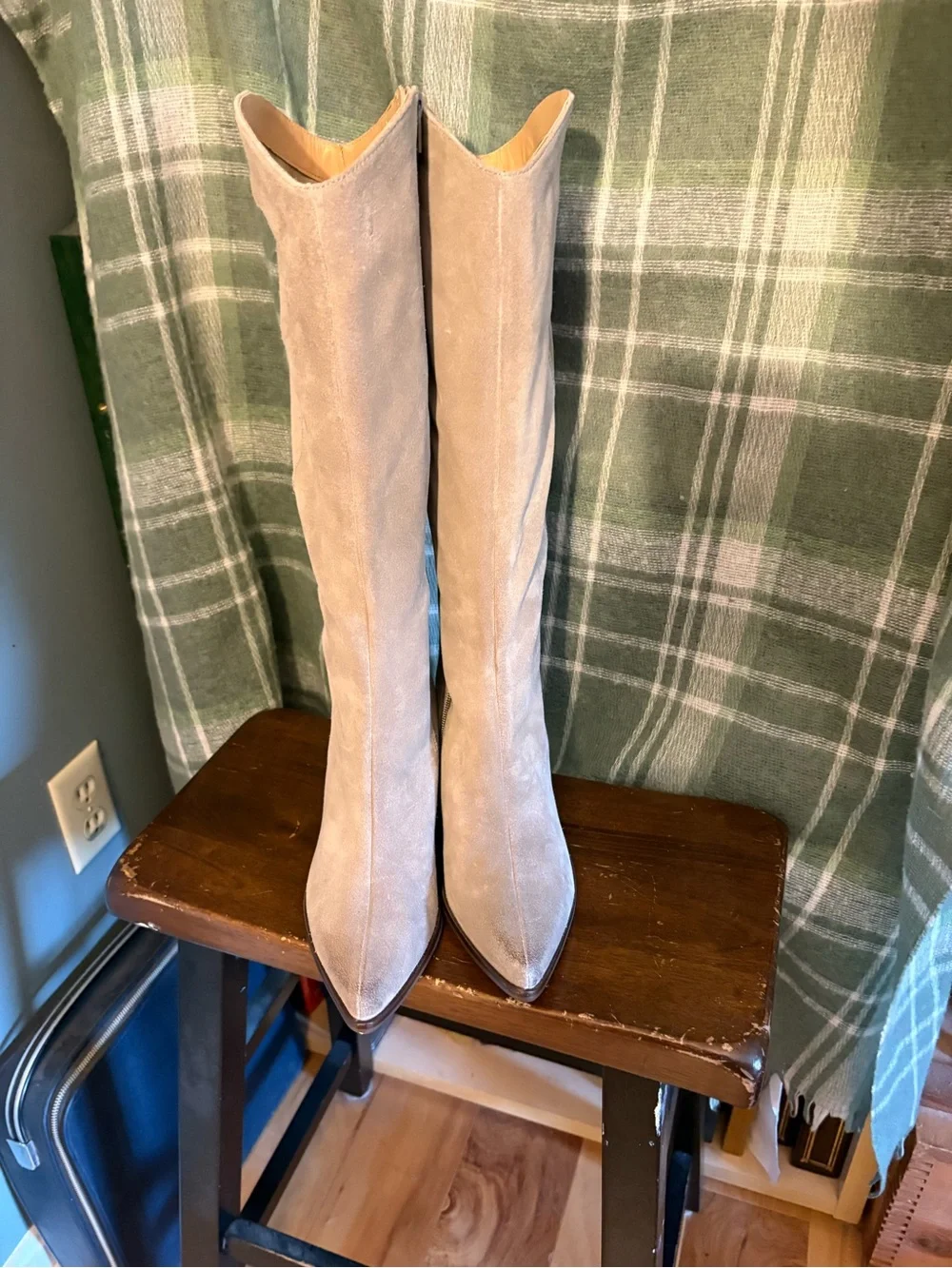 Seychelles Begging you Light Gray Suede Over-the-Knee boots